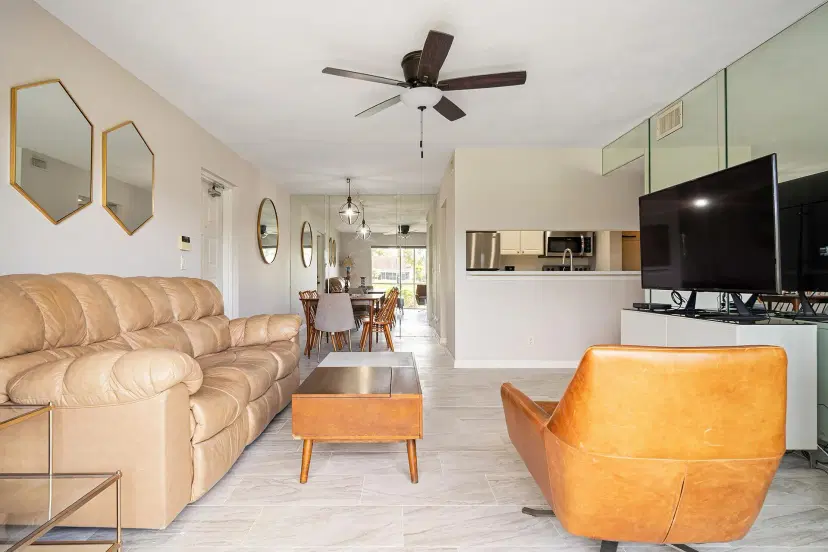 Picture of 13791 Oneida Drive E1, Delray Beach FL 33446