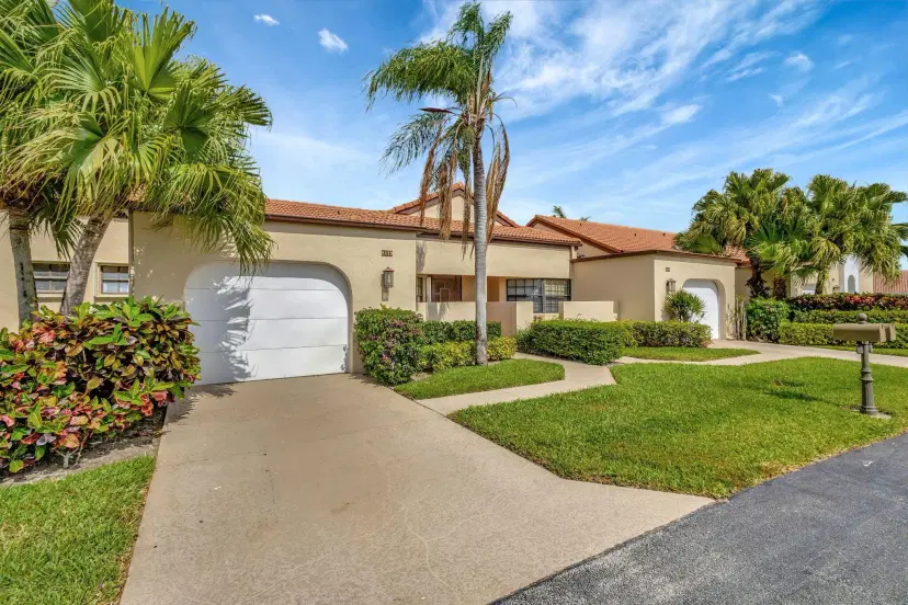 Picture of 8179 Mooring Circle, Boynton Beach FL 33472