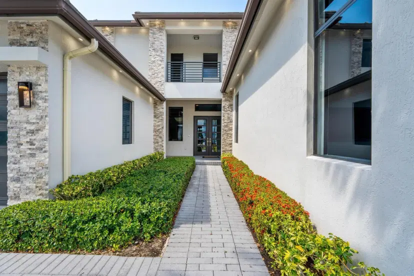 Picture of 10715 Estuary Drive, Parkland FL 33076