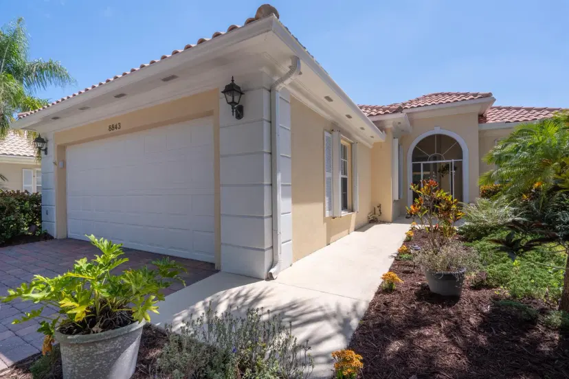 Picture of 8843 Oldham Way, Palm Beach Gardens FL 33412
