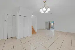 Picture of 9220 NW 14Th St 272, Pembroke Pines, FL 33024