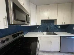 Picture of 527 Burgundy K, Delray Beach, FL 33484
