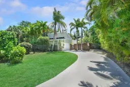 Picture of 1 Riverview Drive, Sewalls Point, FL 34996