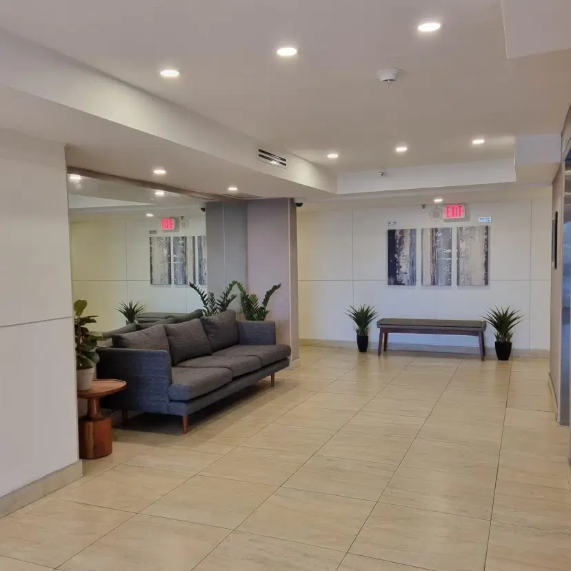 Picture of 105 Lake Emerald Dr 416, Oakland Park FL 33309