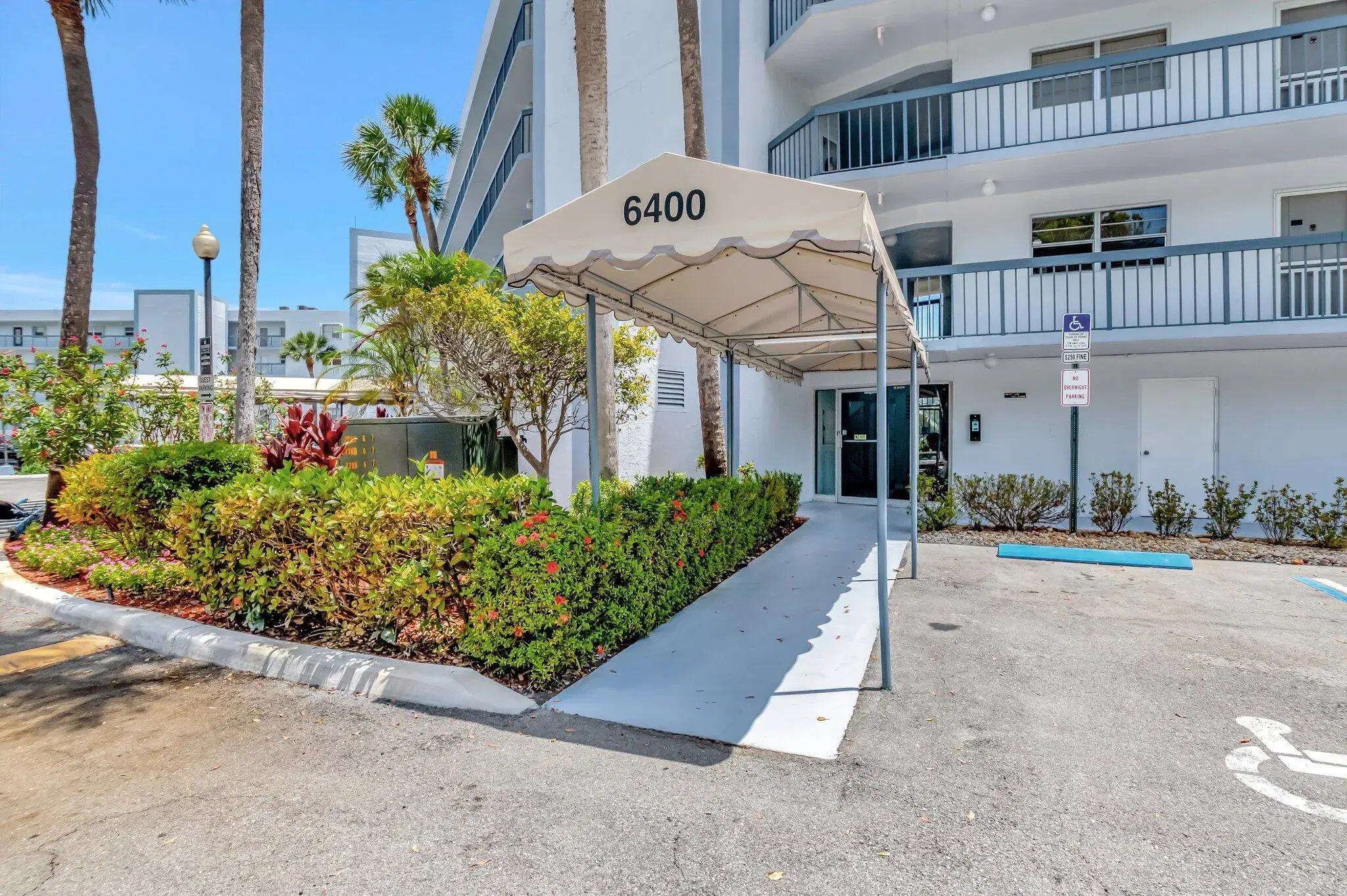 Picture of 6400 NW 2Nd Avenue 518, Boca Raton, FL 33487