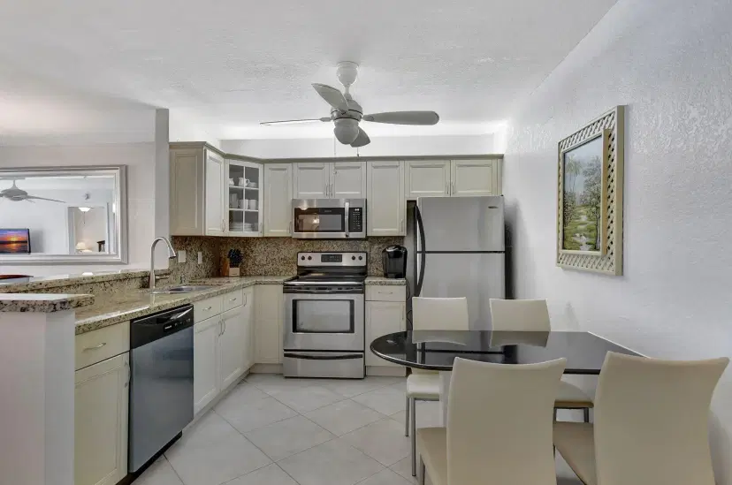 Picture of 9214 Flynn Circle # 6, Boca Raton FL 33496