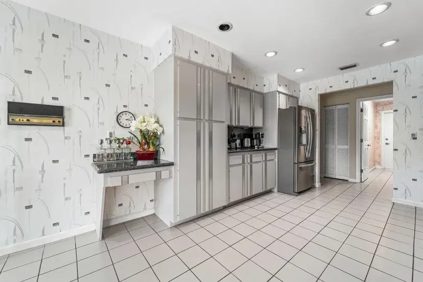 Picture of 696 Juniper Place, Wellington FL 33414