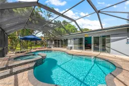 Picture of 203 Lake Ave, Lehigh Acres, FL 33936