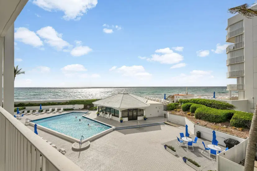 Picture of 3590 S Ocean Boulevard 306, South Palm Beach FL 33480