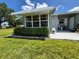 Picture of 910 SOUTH Drive A, Delray Beach, FL 33445