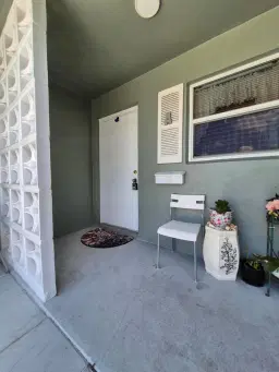 Picture of 910 SOUTH Drive A, Delray Beach, FL 33445