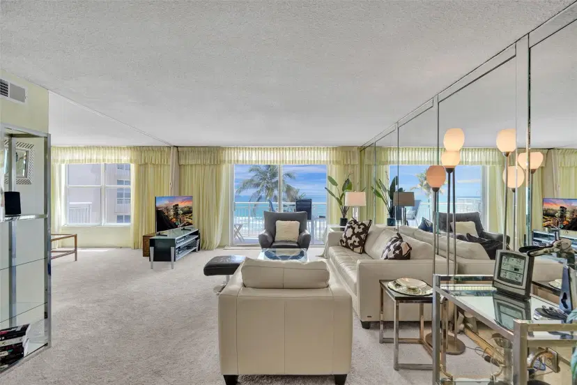 Picture of 1051 Hillsboro Mile 307E, Hillsboro Beach FL 33062