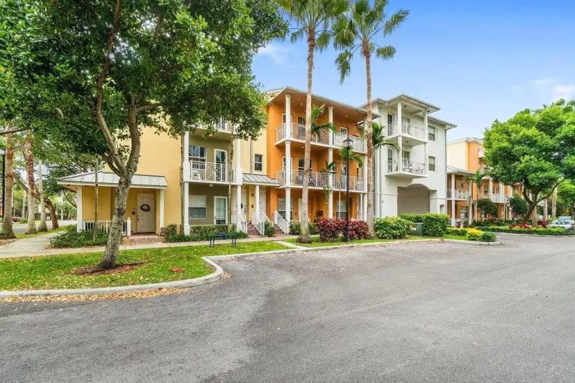 Picture of 410 Olssen Avenue, Fort Lauderdale FL 33312