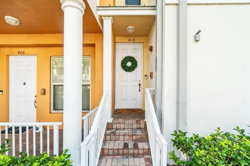 Picture of 410 Olssen Avenue, Fort Lauderdale FL 33312