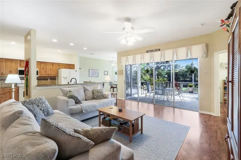 Picture of 14144 Grosse Point Ln, Fort Myers FL 33919