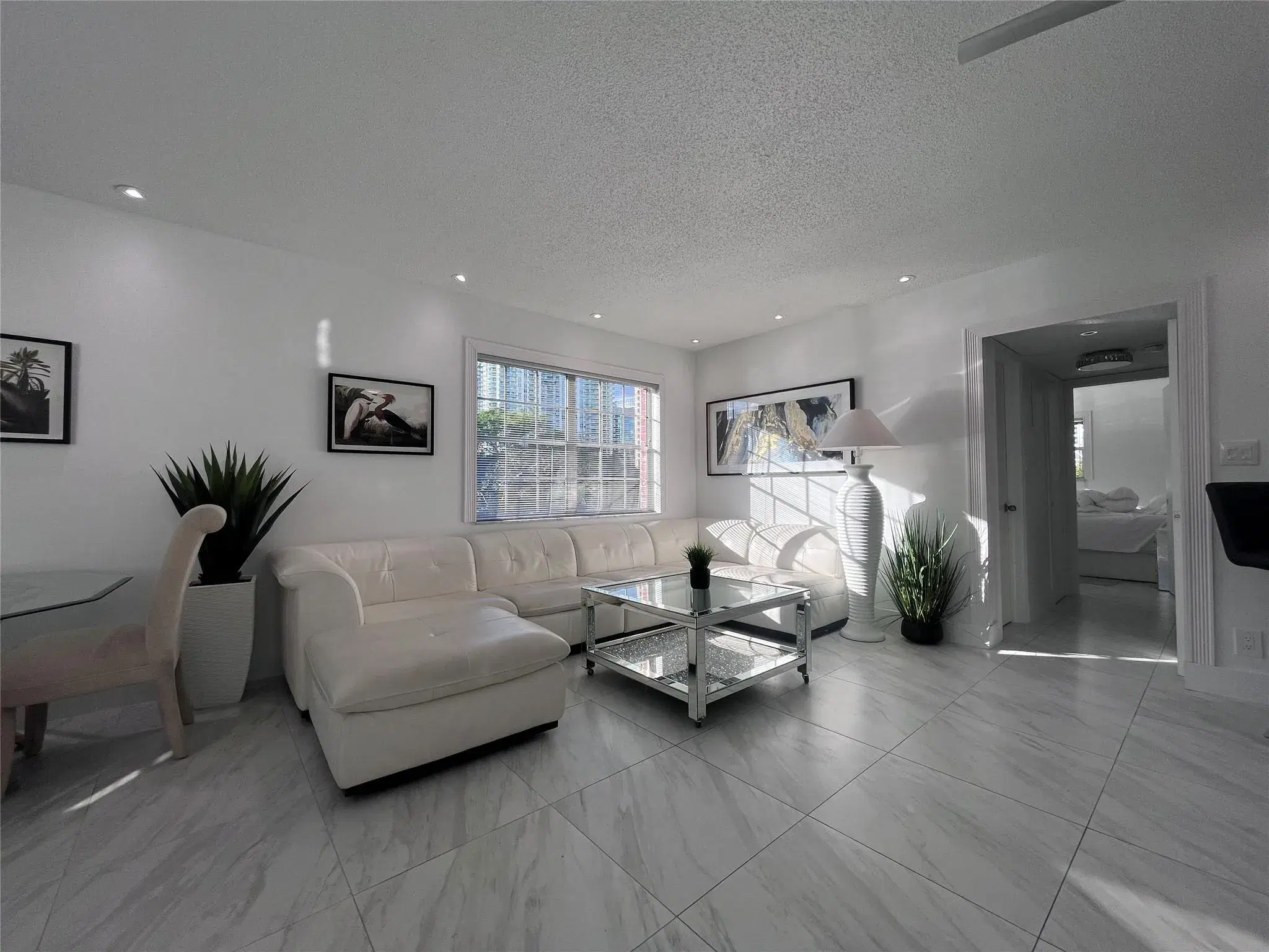 Picture of 601 SE 5Th Ct 301, Fort Lauderdale, FL 33301