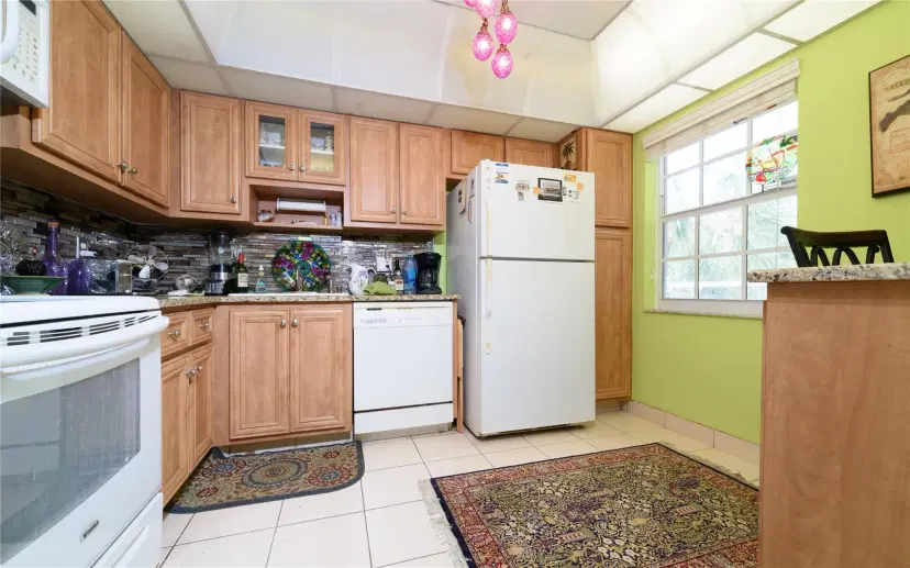 Picture of 545 Oaks Ln 310, Pompano Beach FL 33069