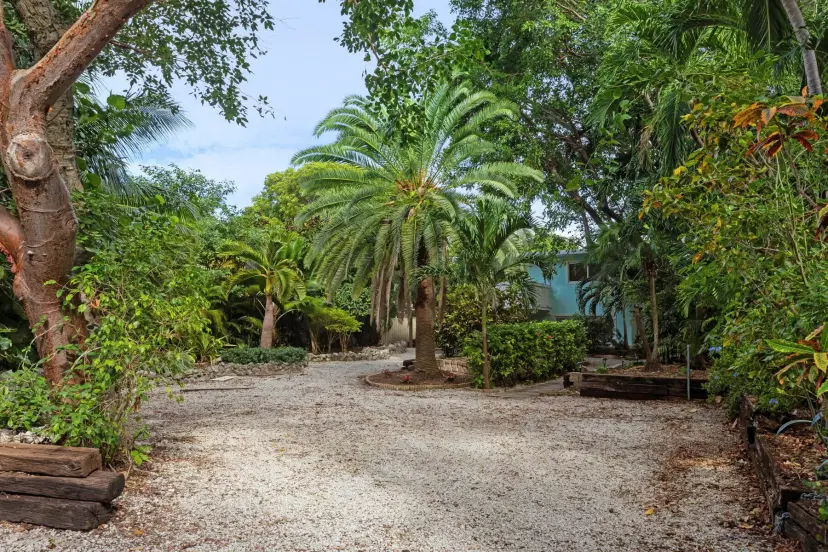 Picture of 82260 Overseas Highway, Islamorada FL 33036