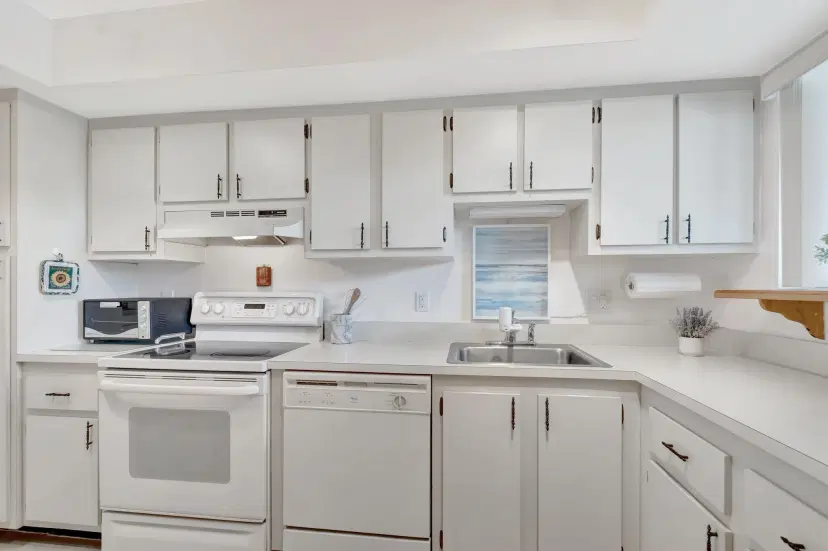 Picture of 3154 Via Poinciana 211, Lake Worth FL 33467