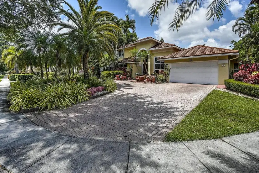 Picture of 521 NW 107Th Ave, Plantation FL 33324