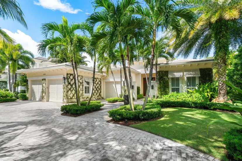 Picture of 12133 Plantation Way, Palm Beach Gardens FL 33418
