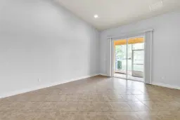 Picture of 6505 Oxford Circle 102, Vero Beach, FL 32966