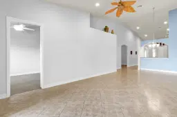 Picture of 6505 Oxford Circle 102, Vero Beach, FL 32966