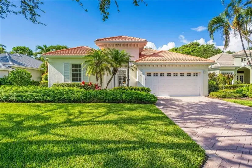 Picture of 919 Island Club Square, Vero Beach FL 32963