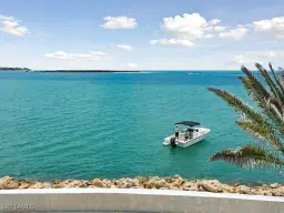 Picture of 623 La Peninsula Blvd 623, Naples, FL 34113
