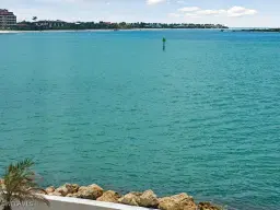 Picture of 623 La Peninsula Blvd 623, Naples, FL 34113