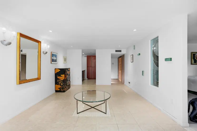 Picture of 1516 S Lakeside Drive 106, Lake Worth Beach FL 33460
