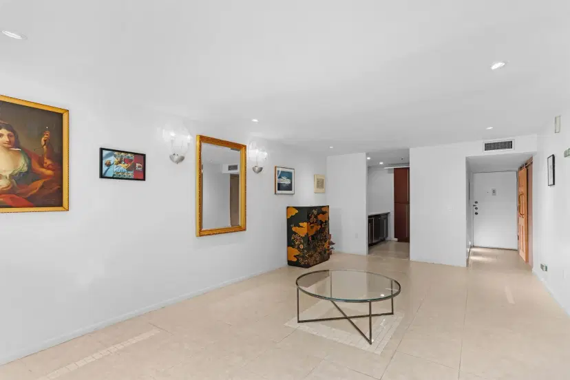 Picture of 1516 S Lakeside Drive 106, Lake Worth Beach FL 33460