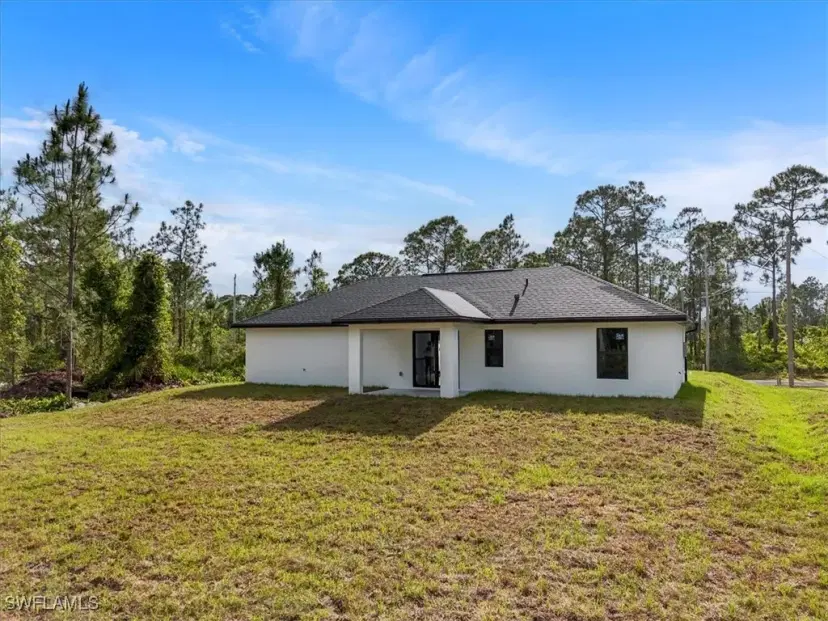 Picture of 631 Summit Ave S, Lehigh Acres FL 33974