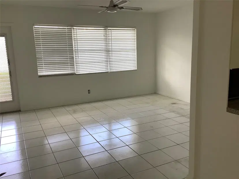 Picture of 1054 Cambridge C 1054, Deerfield Beach FL 33442