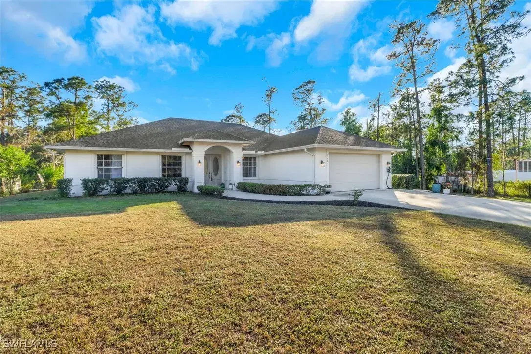 Picture of 2540 27Th Ave Ne, Naples, FL 34120