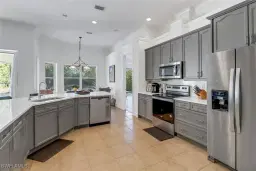 Picture of 2540 27Th Ave Ne, Naples, FL 34120