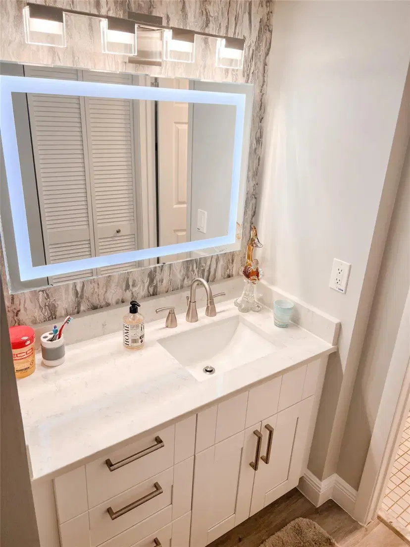 Picture of 5155 E Sabal Palm Blvd 209, Tamarac FL 33319