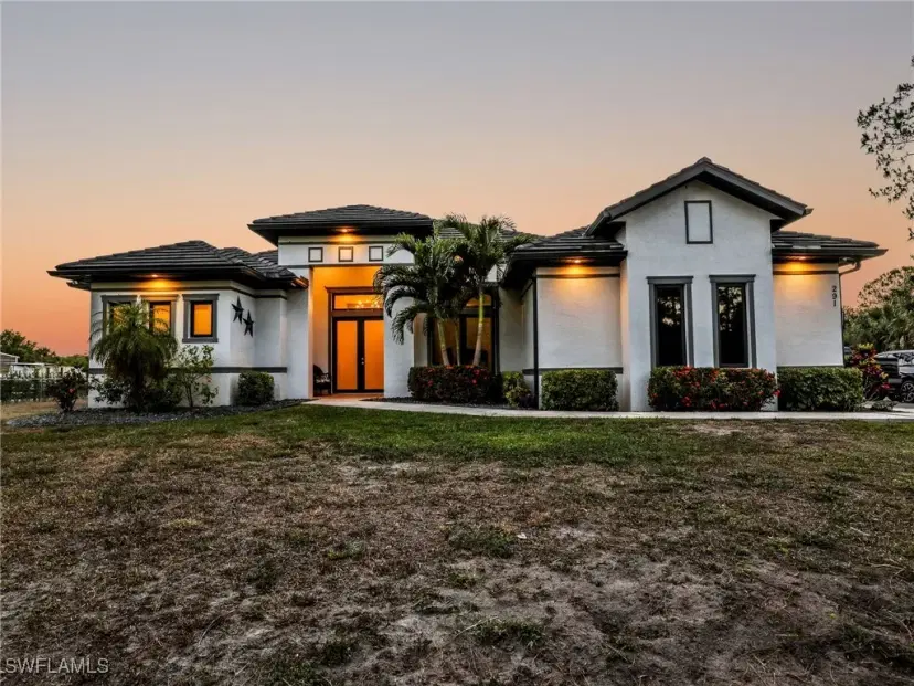 Picture of 291 10Th St Se, Naples FL 34117