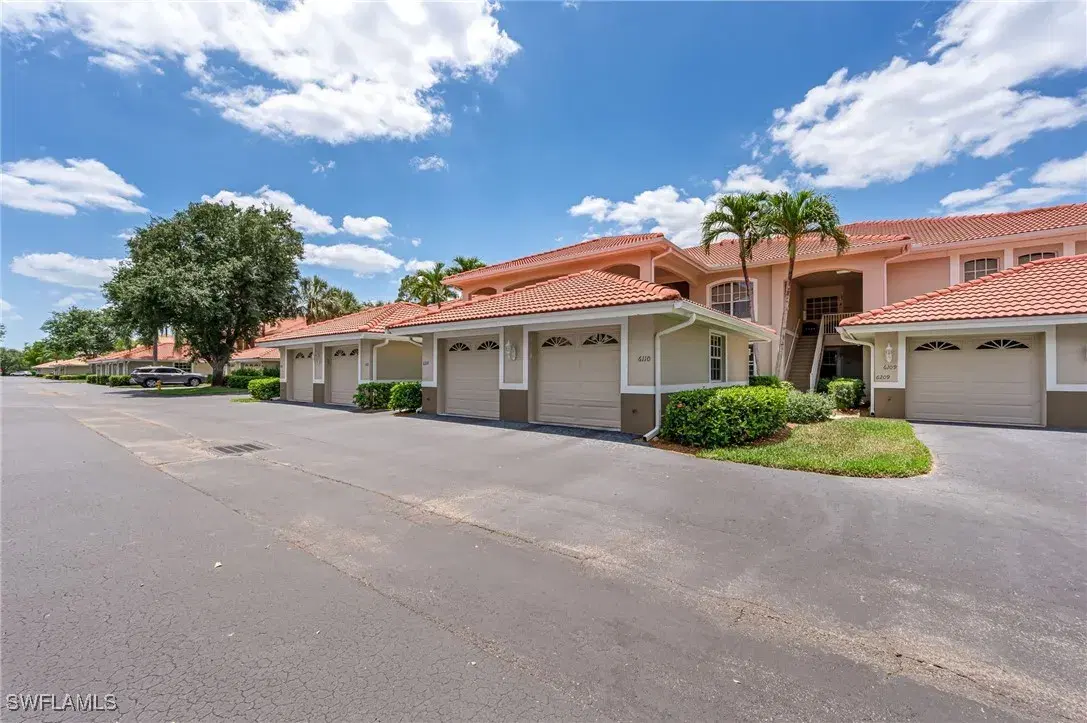 Picture of 8115 Celeste Dr 6110, Naples, FL 34113