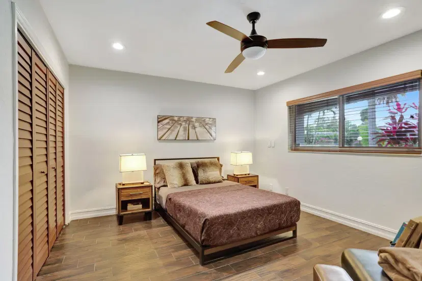Picture of 1128 W Cypress Drive V-15, Pompano Beach FL 33069