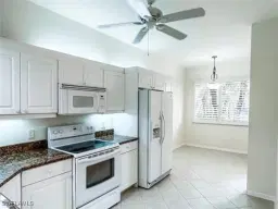 Picture of 2380 Bayou Ln 7709, Naples, FL 34112