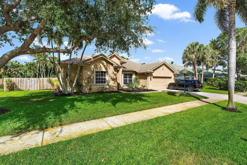 Picture of 18999 SE Kokomo Lane, Jupiter FL 33458