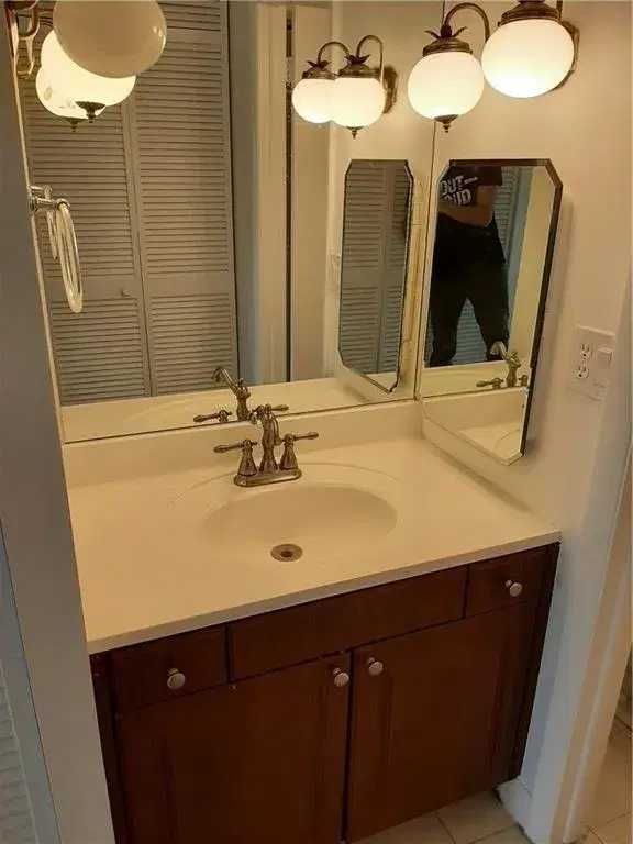 Picture of 3650 Inverrary Dr 3Q, Lauderhill FL 33319