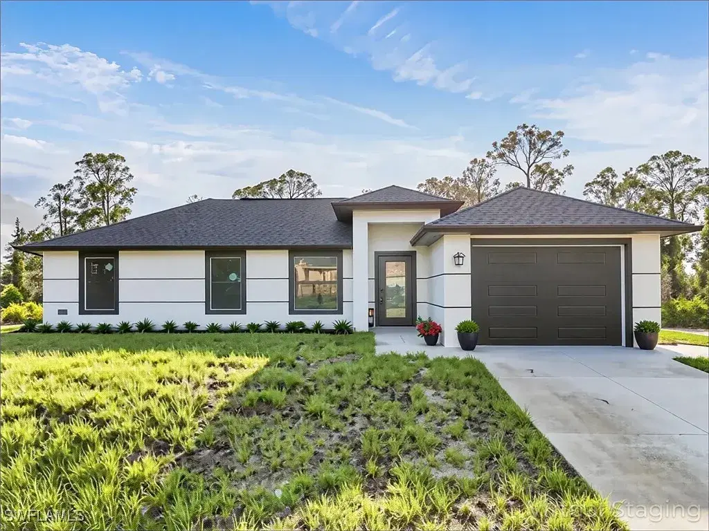 Picture of 817 Moore Ave, Lehigh Acres, FL 33972
