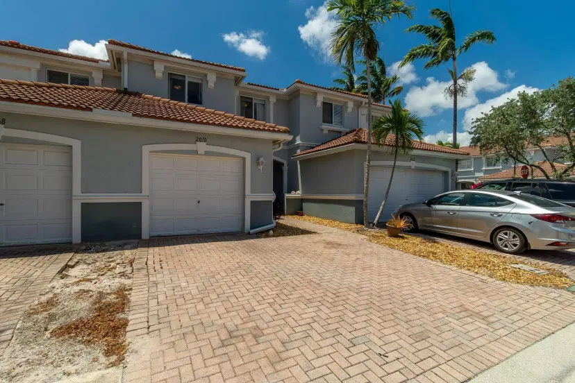 Picture of 2070 Oakhurst Way, Riviera Beach FL 33404