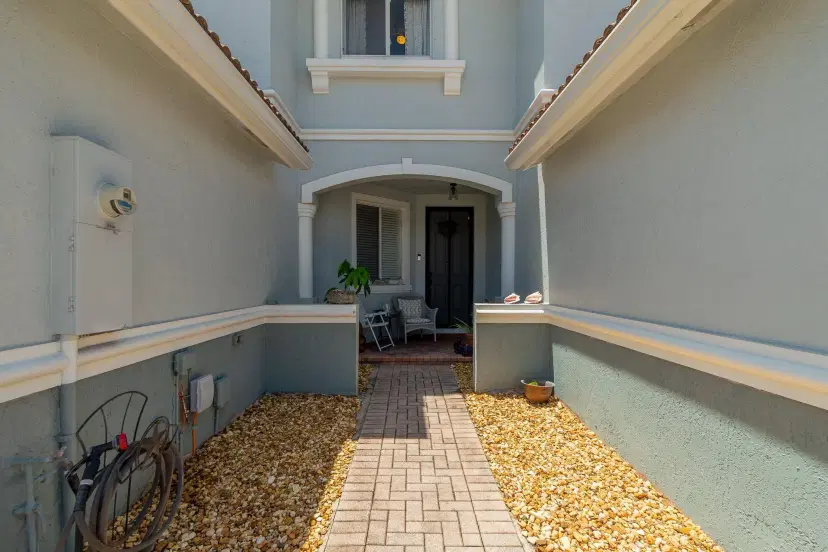 Picture of 2070 Oakhurst Way, Riviera Beach FL 33404