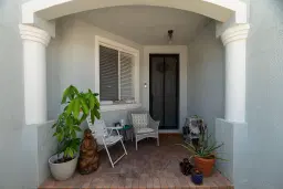 Picture of 2070 Oakhurst Way, Riviera Beach, FL 33404