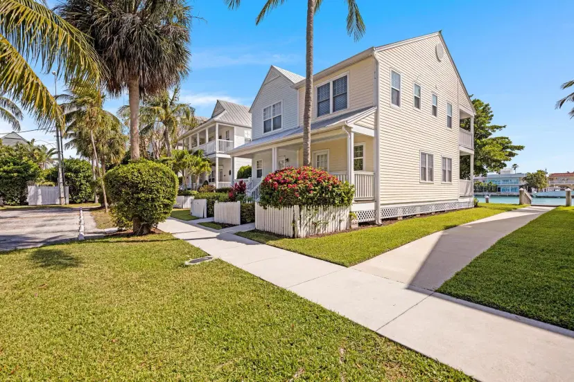 Picture of 7051 Harbor Village Drive, Duck Key FL 33050