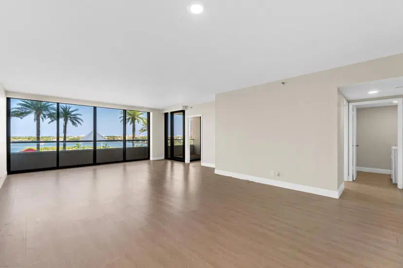Picture of 525 S Flagler Drive 6B, West Palm Beach FL 33401