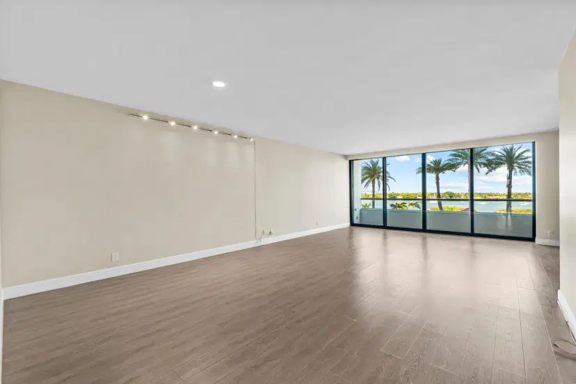 Picture of 525 S Flagler Drive 6B, West Palm Beach FL 33401